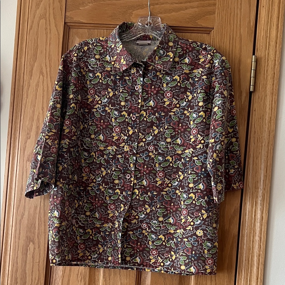 VINTAGE American Sweetheart Floral 3/4 Sleeve Button-Down
